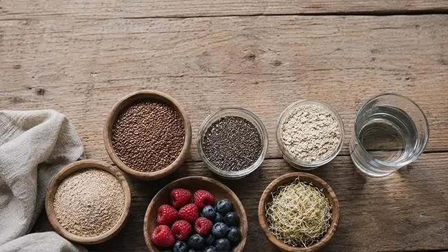 Vezelrijke voeding zoals psyllium, lijnzaad en kiemen voor je darmflora